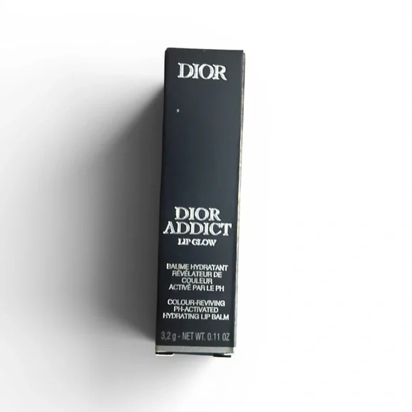 Dior Lip Glow Hydrating Tinted Balm — 001 Pink - Picture 4 of 5